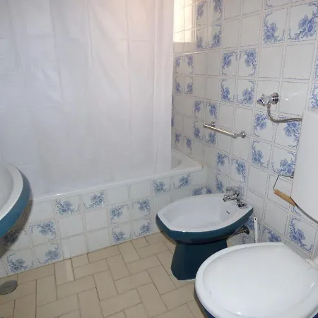 Lejlighed 2 Bedrooms With View Shared Pool And Furnished Balcony At 2 Km Away From The *